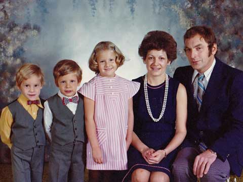 Love this family photo!
